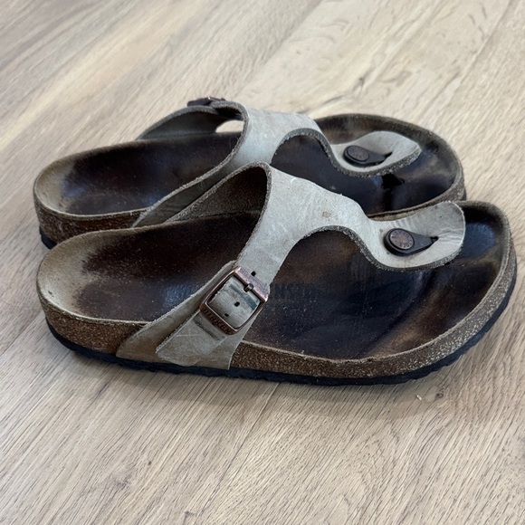 Birkenstock Cream and Brown Sandals - Picture 4 of 5